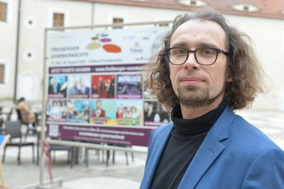 Bei der Pressekonferenz zu den Freiberger Sommernächten 2026 dankte Bürgermeister Martin Seltmann allen Beteiligten und sagte: „Es ist für jeden etwas dabei.“