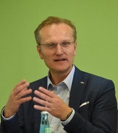 Roland Warner - Chef von Eins Energie