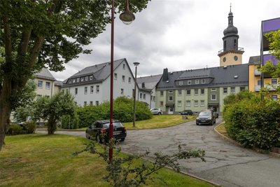 Der Innenhof dieses Wohnkarrees in unmittelbarer Marktnähe soll neu gestaltet werden.