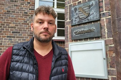 Der Tierschützer Stefan Klippstein war als Zeuge aus Hamburg angereist. Weitere Zeugen kamen aus München.