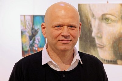 Jens Hunger aus Berlin stellt in Meerane aus. 