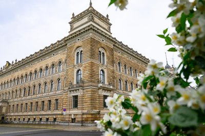 Das Justizzentrum in Dresden: In diesem Gemäuer ist auch der Sitz der Generalstaatsanwaltschaft Sachsens.