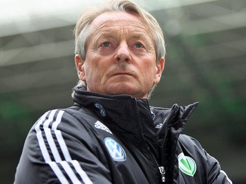 Viertelfinale im Blick: Wolfsburg-Trainer Lorenz-Günther Köstner