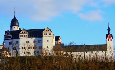 Im Museum des Schlosses Rochsburg sollten nach früheren Plänen dem Landkreis überlassene Kunstwerke aus der Sammlung der Hamburger August-Ohm-Stiftung gezeigt werden. 