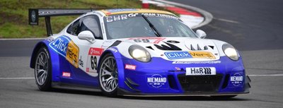 So sah der Porsche aus, bevor er in Flammen aufging. 