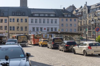 Die Verkehrsbelastung in der Innenstadt hat aufgrund der Sperrung der B 101 enorm zugenommen.