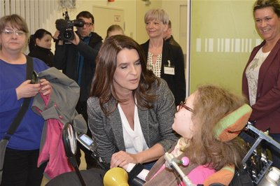 Katarina Witt nahm sich Zeit und unterhielt sich mit Schülerinnen und Schülern.