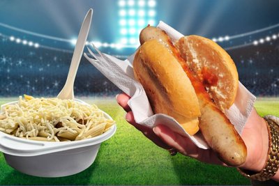 Ob Nudeltopf in Aue (l.) oder Bratwurst im Brötchen (r.): Im Stadion geht’s auch ums Essen.