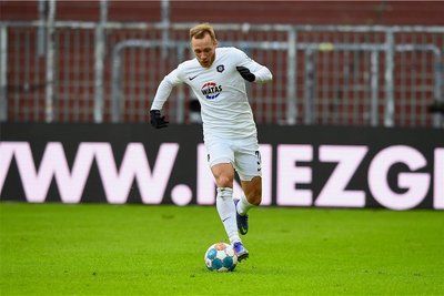 Ben Zolinski war beim letzten Auftritt des FCE in Sandhausen ein entscheidender Faktor. Zwei Tore und eine Vorlage steuerte der heute 29-Jährige im Herbst 2020 zum 4:1-Sieg der Auer bei.