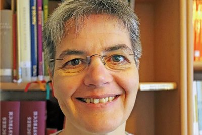 Superintendentin Hiltrud Anacker lädt zum Friedensgebet in die Jakobikirche ein. 