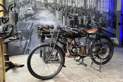 Ebenso ein frühes DKW-Modell aus den 1920er-Jahren. 