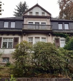 Das Haus Schlossblick am Krummen Weg in Schwarzenberg hat neue, private Eigentümer. 