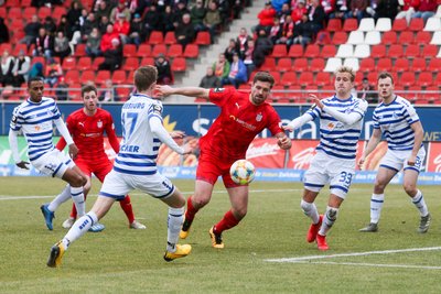 Im Bild von links: Arne Sicker (17, Duisburg), Ronny König (15, Zwickau) und Lukas Boeder (33, Duisburg).