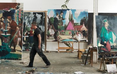 Neo Rauch in seinem Altelier: Der Dokumentarfilm "Gefährten und Begleiter" kommt dem verschlossenen Maler sehr nahe.