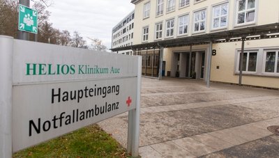 Am Helios-Krankenhaus in Aue starten zur Frühschicht am heutigen Freitag mehrere Bundeswehrsoldaten ihren Dienst. 