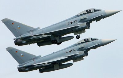 Ähnliche Modelle wie diese beiden Eurofighter waren im Juli über Zwickau, Mülsen und Lichtenstein gesichtet worden. 