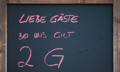 In der Gastronomie gilt angesichts der zugespitzten Coronalage die 2G-Regel. Ihre Einhaltung soll nun verstärkt kontrolliert werden. 