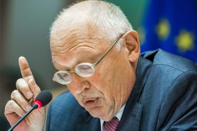 Günter Verheugen 2016 bei einer öffentlichen Anhörung in Brüssel.
