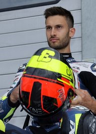 Lukas Tulovic hat für den Deutschland-Grand-Prix den passenden Helm parat. 