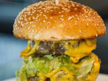 Der Street-Food-Markt findet diesmal nicht auf dem Zwickauer Hauptmarkt, sondern auf dem Platz der Völkerfreundschaft statt.