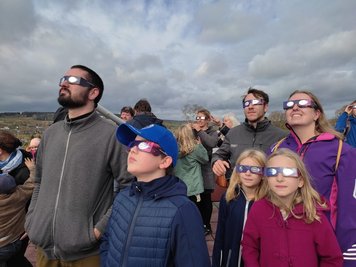 Die erste partielle Sonnenfinsternis seit sieben Jahren hat der Sternwarte Rodewisch viel Publikum beschert.