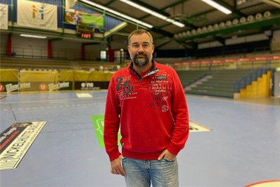 "Impfgegnern nicht die Bühne überlassen": Stephan Swat, Handball-Trainer in Aue, mit Covid-Spätfolgen. 