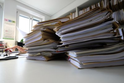 Bürokratie kostet Geld und nervt - vor allem, wenn ihr Sinn nicht erkennbar ist.