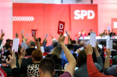 Die sächsische SPD verbreitet auf ihrem Landesparteitag Zuversicht.