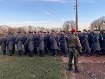 Das Panzergrenadierbataillon 371 gehört zur Panzergrenadierbrigade 37. Die Panzergrenadiere zählen zu den Kampftruppen des Heeres.