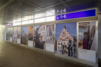 Noch immer wird im Oberen Bahnhof mit dem Ex-Spitzenmuseum und nicht mit der Fabrik der Fäden geworben.