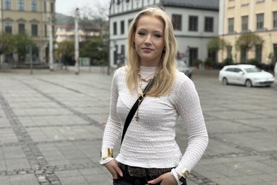 Die Vorfälle an ihrem 18. Geburtstag beschäftigen Serafina noch länger. Sie sagt, Jugendliche seien heutzutage politisch sehr polarisiert.