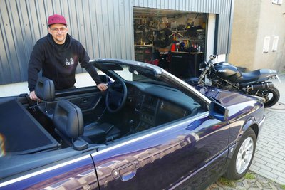Auch vierrädrige Oldtimer wie dieser Audi haben es dem Börnichener angetan.