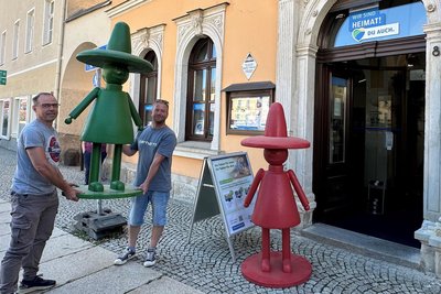 „Freie Presse“-Reporter Kjell Riedel (l.) und Patrick Herrl bei Fabulix-Vorbereitungen.