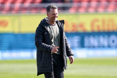 Beim Auswärtsspiel gegen Chemie Leipzig wird Trainer Rico Schmitt sicherlich mehr Antworten als Fragen geben wollen.