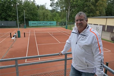 Lok-Präsident Wolfgang Ullrich erlebte Licht und Schatten beim Auftakt der Freiluft-Saison.