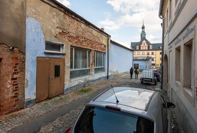 Das alte Brauereigelände (links im Bild).