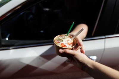 Verkauft wird direkt am Auto.