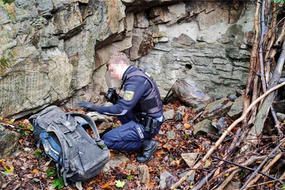Die Polizei sicherte Spuren, unter anderem an einem zurückgelassenen Rucksack.