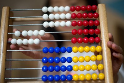 Bei vielen Familien muss wegen der hohen Elternbeiträge genau gerechnet werden.
