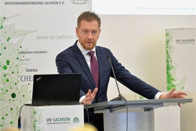 Ministerpräsident Michael Kretschmer (CDU) sprach am Mittwoch auf einem Treffen des Unternehmerverbands Sachsen. Foto: Eckardt Mildner