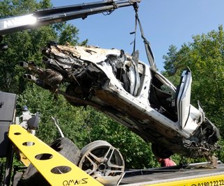 Am 16. August vorigen Jahres gegen 5 Uhr ereignete sich auf der A4 zwischen Siebenlehn und Berbersdorf ein tödlicher Unfall mit einem Mercedes. Dem Fahrer steht ein Prozess wegen fahrlässiger Tötung bevor. 