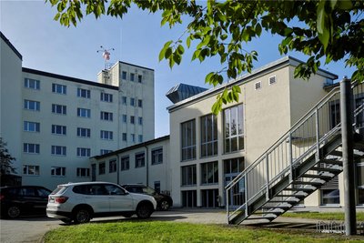 Das Praxisnah-MVZ, das im Oktober seinen Praxisbetrieb im ehemaligen Krankenhaus aufnahm, will sich gern erweitern. Die Stadt unterstützt das.