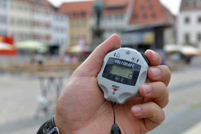 Die Besucher werden am Einlass manuell gezählt
