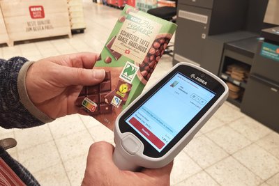 Am Ende hat doch noch etwas Wichtiges gefehlt. Vegane Produkte wie die Haselnuss-Schokolade sind im Auerbacher Markt jetzt zahlreicher vertreten.