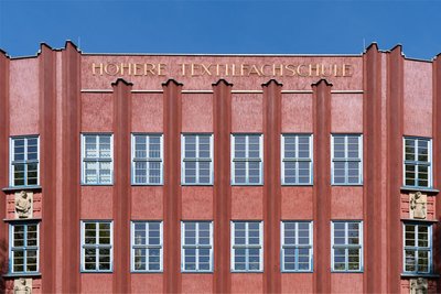 Zum Tag der Architektur ist ein Rundgang durch die einstige Höhere Textilfachschule Reichenbach geplant.