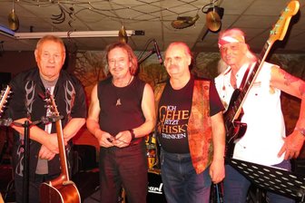 50 Jahre später: Kultband „Nordlicht“ kehrt in den Gasthof Lauenhain zurück - Band „Nordlicht“: Matthias „Frieda“ Erren, Erhard Taubert, Jonny Knauer, Dietmar Weller (v. l.).
