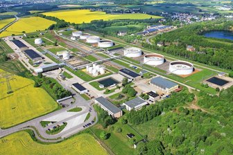 50 Jahre Tanklager Hartmannsdorf: Warum es noch lange bleiben wird - Das Großtanklager liegt an der Grenze zwischen Chemnitz und Hartmannsdorf.