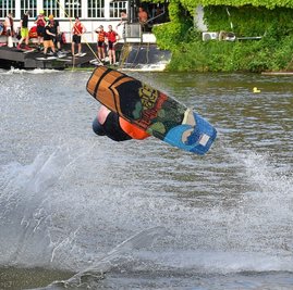 Die Wasserski- und Wakeboardanlage in Rossau hat neue Betreiber, die bereits den Saisonstart vorbereiten. 
