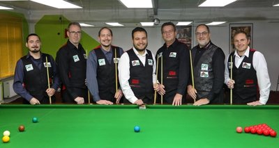 Haben sichtlich Spaß: René Pönisch, Wolfgang Burkhardt, Christian Schuffenhauer, Marcus Müller, Rolf Sommer, Sylvio Jauch und Pierré Sommer (v.l.) vom SPC, der rund ein Dutzend Mitglieder zählt. 