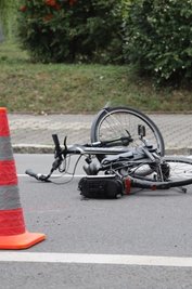 Eine Frau wurde in Frankenberg von einem Auto erfasst und dabei schwer verletzt. 